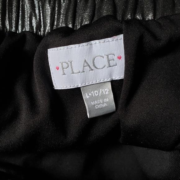 Place Black Metallic Pleated Skirt - Picture 5 of 5